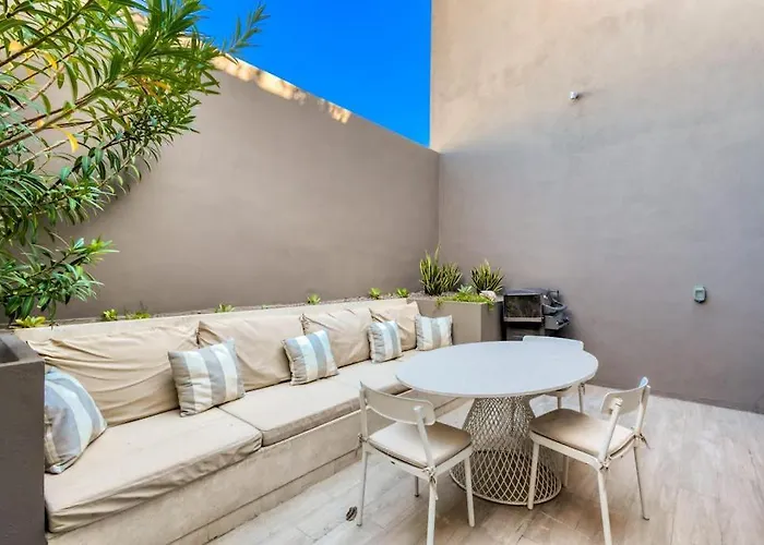 Modern Marina-view Penthouse With Private Hot Tub, Pool & Netflix * Cabo San Lucas